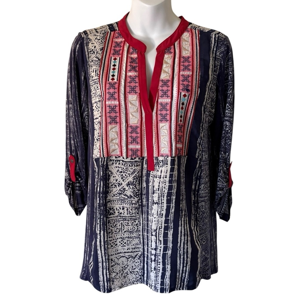 Tiny from Anthropologie embroidered boho top size S